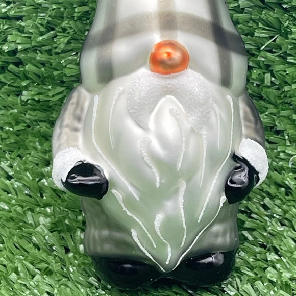 Gnome with Plaid Hat Ornament, NWT - Picture 8 of 10